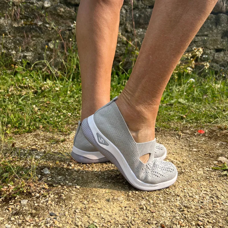 OrthoVella™ - ComfortStride Orthopedic Sneakers for Women