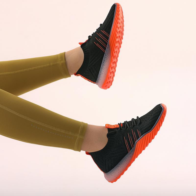 VerveStride Knit™ – Lightweight Colorblock Sneakers